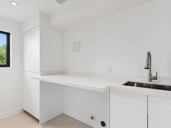 2052 Montgomery Avenue, Cardiff By The Sea CA 92007