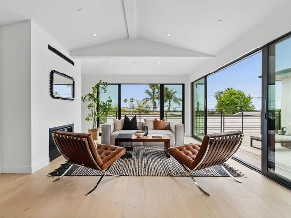 2052 Montgomery Avenue, Cardiff By The Sea CA 92007