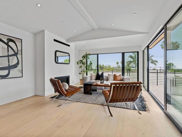 2052 Montgomery Avenue, Cardiff By The Sea CA 92007