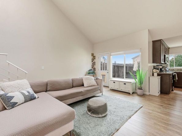 1213 Rembrandt, Escondido CA 92026