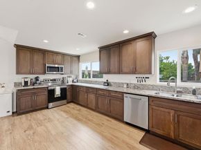 1213 Rembrandt, Escondido CA 92026