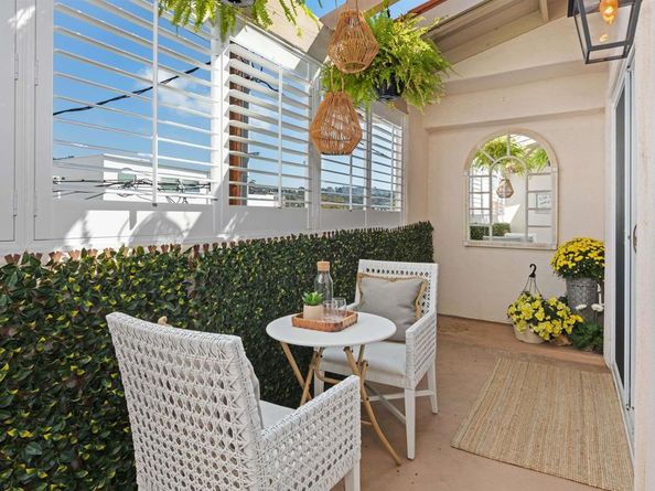 7757 Eads Avenue C4, La Jolla CA 92037