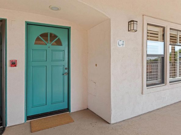 7757 Eads Avenue C4, La Jolla CA 92037
