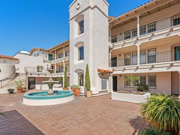 7757 Eads Avenue C4, La Jolla CA 92037