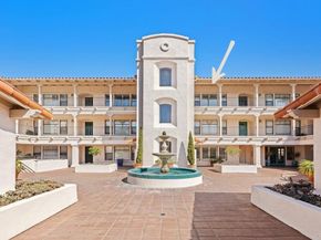 7757 Eads Avenue C4, La Jolla CA 92037
