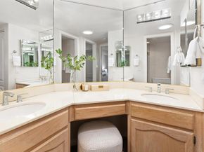 7757 Eads Avenue C4, La Jolla CA 92037