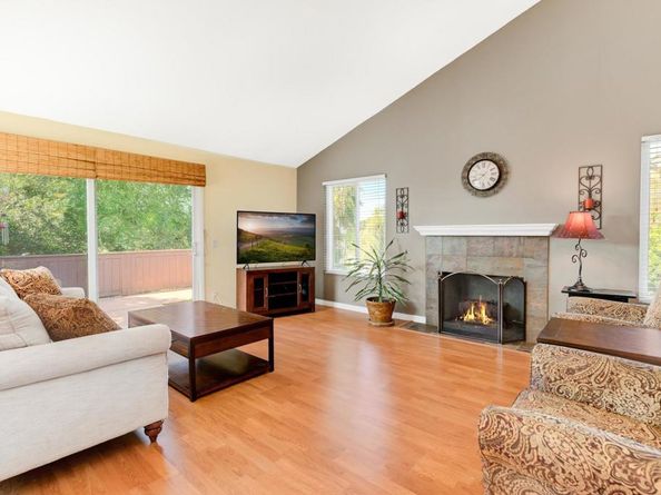 2031 Golden Circle, Escondido CA 92026