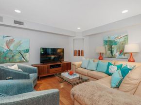 675 sierra 15, Solana Beach CA 92075