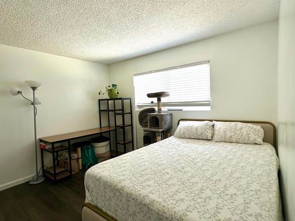 1745 Flower St, Escondido CA 92027