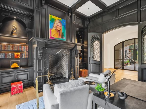 15931 Via De Santa Fe, Rancho Santa Fe CA 92067