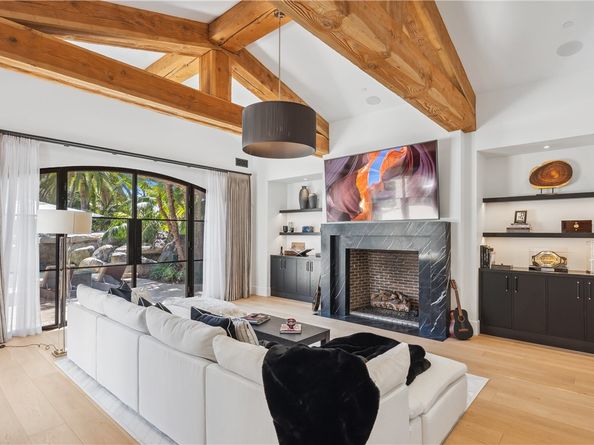 15931 Via De Santa Fe, Rancho Santa Fe CA 92067