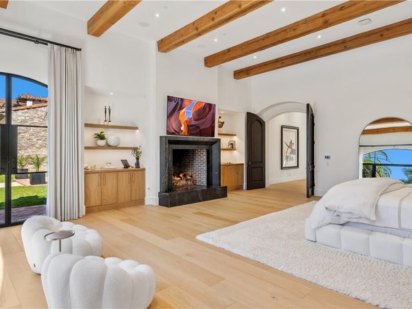 15931 Via De Santa Fe, Rancho Santa Fe CA 92067