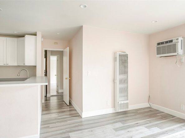 365 Burchett Street 217, Glendale CA 91203