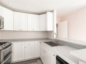 365 Burchett Street 217, Glendale CA 91203