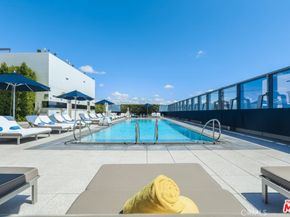 900 W Olympic Boulevard 30G, Los Angeles CA 90015