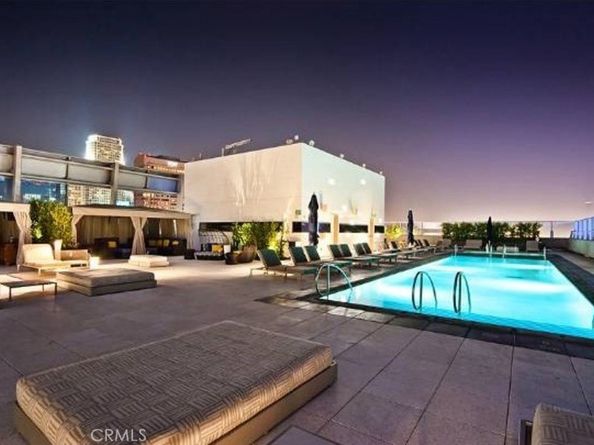 900 W Olympic Boulevard 30G, Los Angeles CA 90015