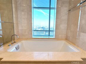 900 W Olympic Boulevard 30G, Los Angeles CA 90015