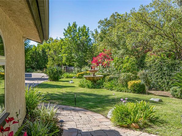 21301 Bermuda, Chatsworth CA 91311