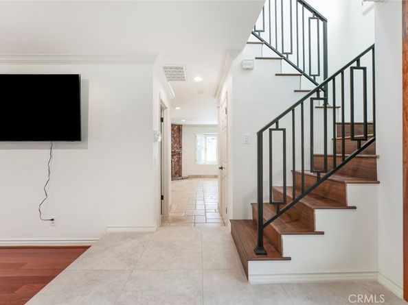 21301 Bermuda, Chatsworth CA 91311