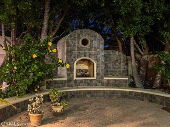 21301 Bermuda, Chatsworth CA 91311