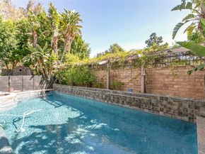 21301 Bermuda, Chatsworth CA 91311