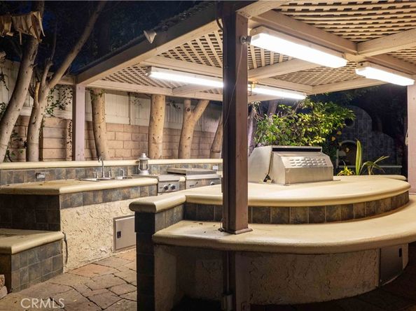 21301 Bermuda, Chatsworth CA 91311