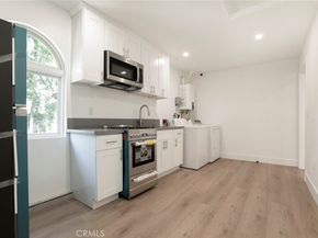 21301 Bermuda, Chatsworth CA 91311