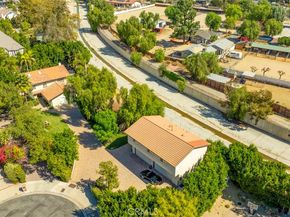 21301 Bermuda, Chatsworth CA 91311