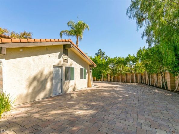 21301 Bermuda, Chatsworth CA 91311