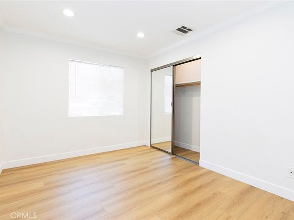 10531 Greenburn Avenue, Sunland CA 91040