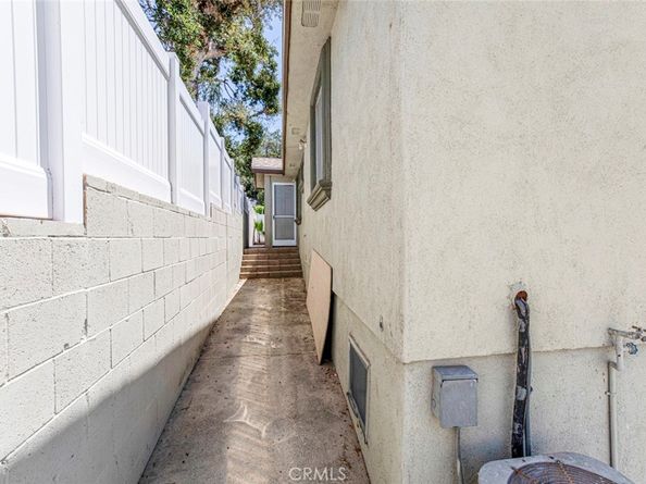 10531 Greenburn Avenue, Sunland CA 91040