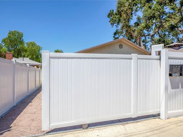 10531 Greenburn Avenue, Sunland CA 91040