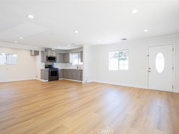 10531 Greenburn Avenue, Sunland CA 91040