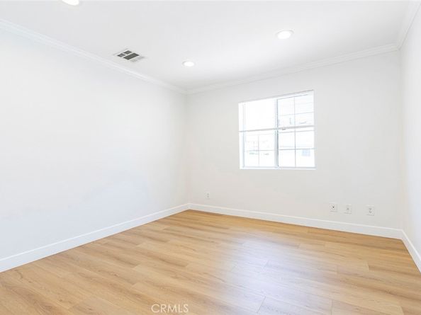 10531 Greenburn Avenue, Sunland CA 91040