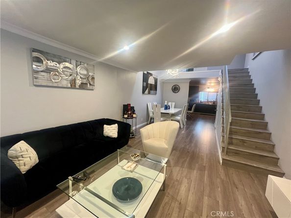 7301 Lennox Ave. A13, Van Nuys CA 91405