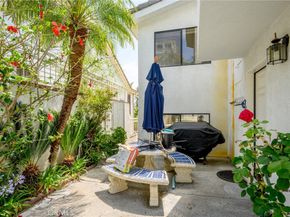 3323 Barnes Circle, Glendale CA 91208