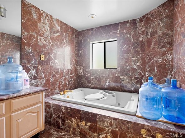 3323 Barnes Circle, Glendale CA 91208