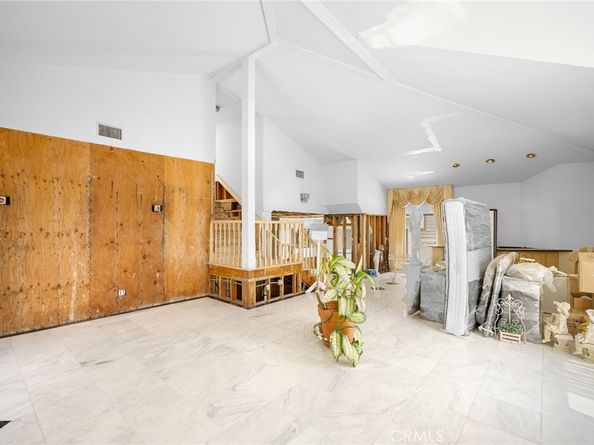 3323 Barnes Circle, Glendale CA 91208