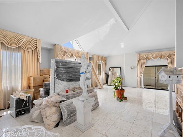 3323 Barnes Circle, Glendale CA 91208