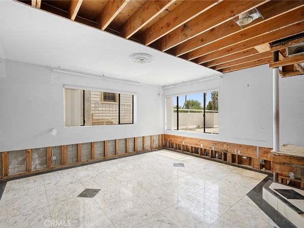 3323 Barnes Circle, Glendale CA 91208