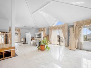 3323 Barnes Circle, Glendale CA 91208