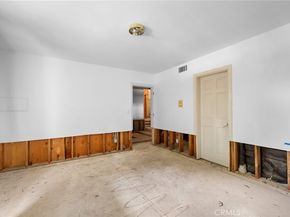 3323 Barnes Circle, Glendale CA 91208