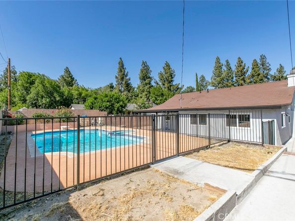 11127 Monogram Avenue, Granada Hills CA 91344