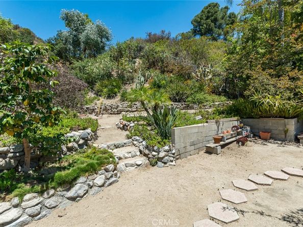 2719 Hollister Terrace, Glendale CA 91206