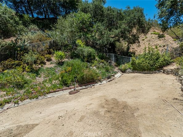2719 Hollister Terrace, Glendale CA 91206