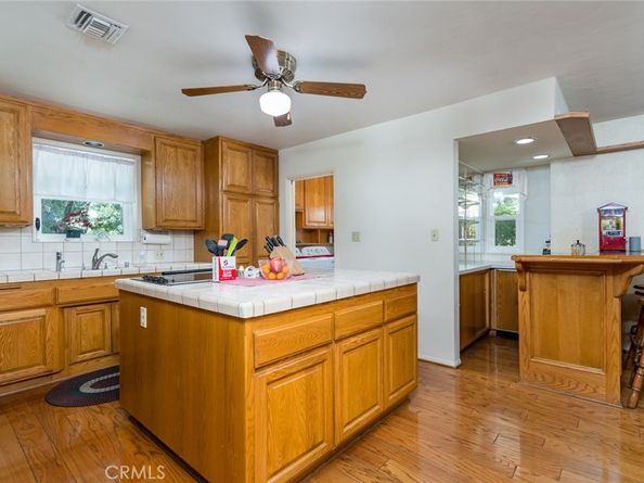2719 Hollister Terrace, Glendale CA 91206