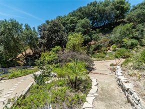 2719 Hollister Terrace, Glendale CA 91206