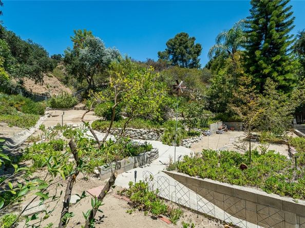 2719 Hollister Terrace, Glendale CA 91206