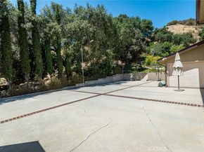 2719 Hollister Terrace, Glendale CA 91206