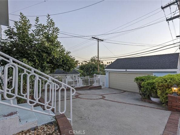 1425 N Maryland Avenue, Glendale CA 91207